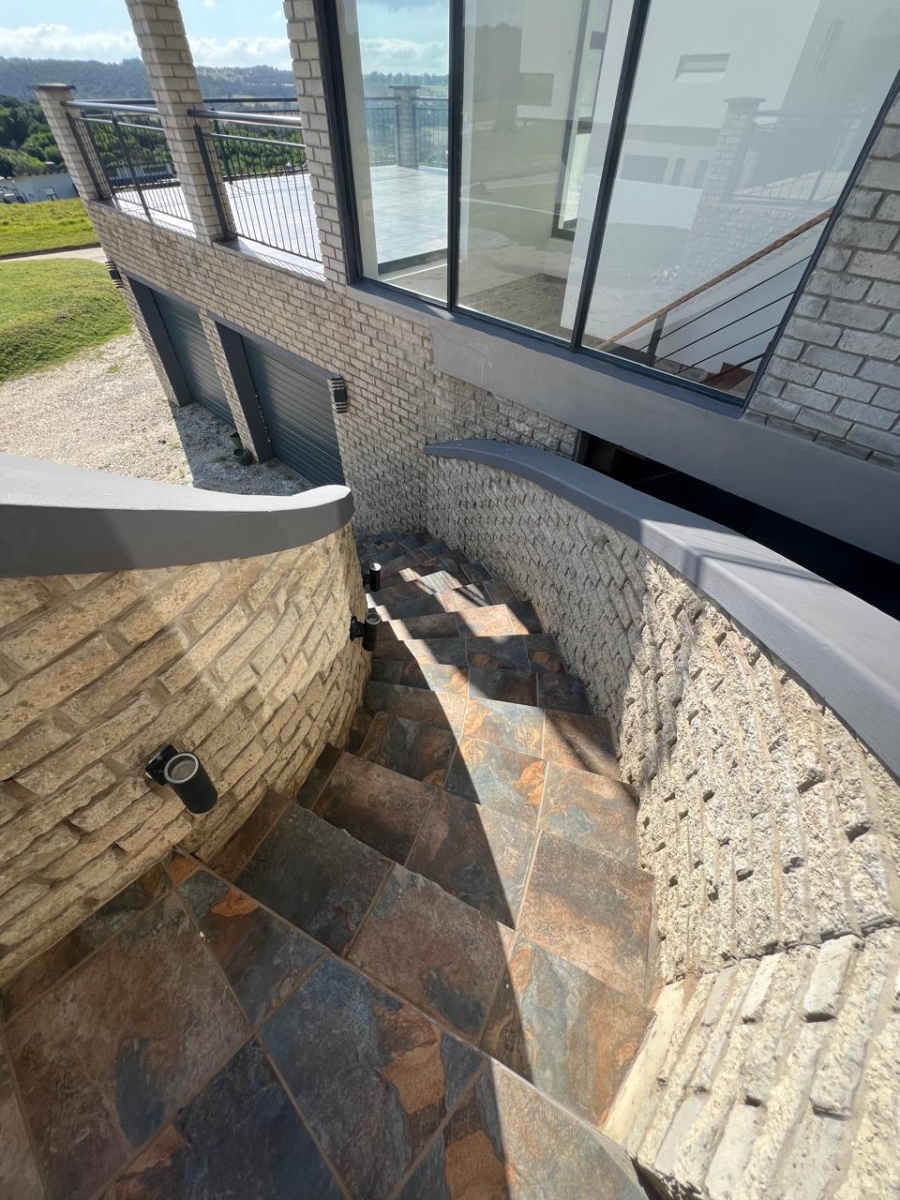 5 Bedroom Property for Sale in Royalston Residential Estate and Wildlife Reserve Eastern Cape